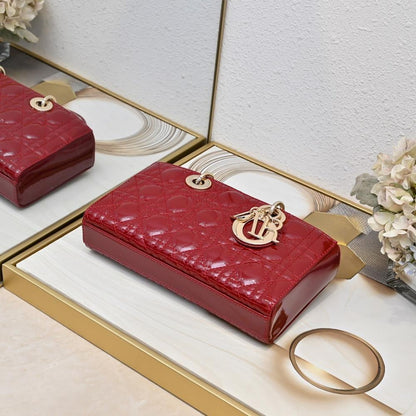 Italian-Inspired Stylish Leather Shoulder Bag
