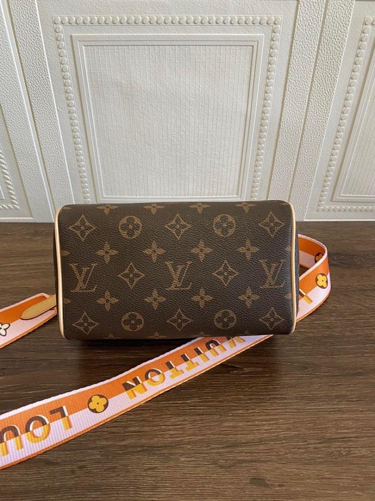 Modern Luxury Shoulder Bag