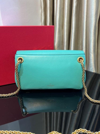 Garavani One Stud Quilted Leather Shoulder Bag