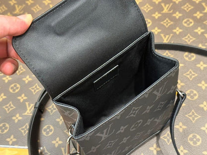 Classic Italian-Inspired Canvas Top Handle Bag