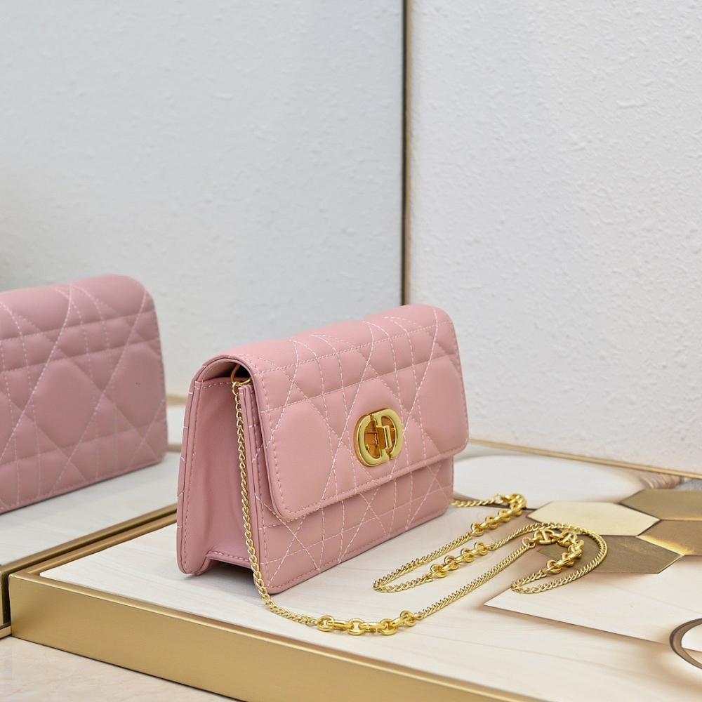 Modern Elegant Shoulder Bag