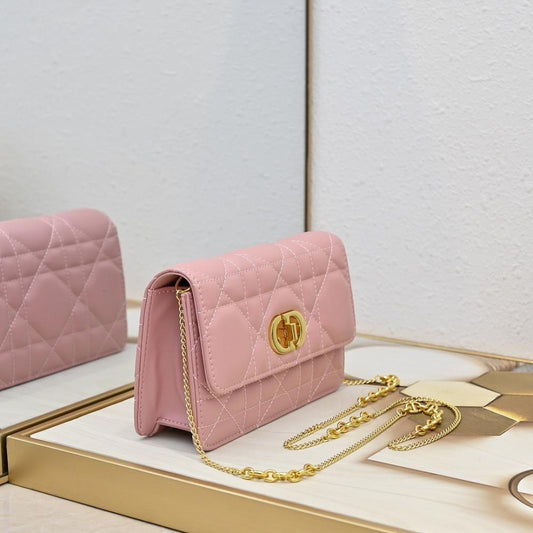Modern Elegant Shoulder Bag