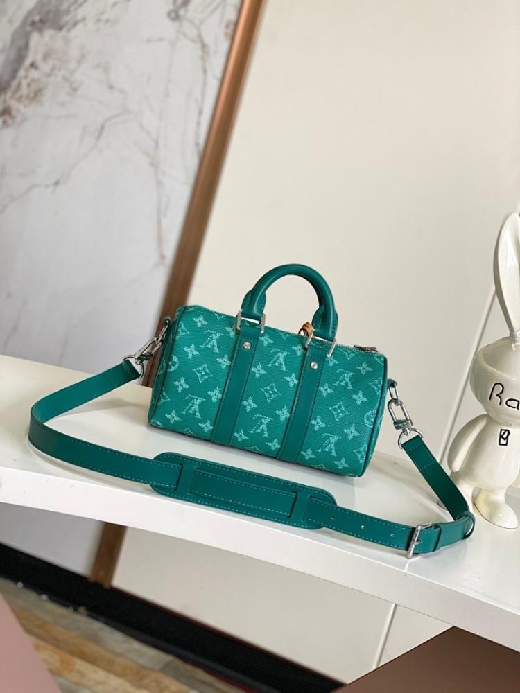 Modern Refined Leather Travel Bag
