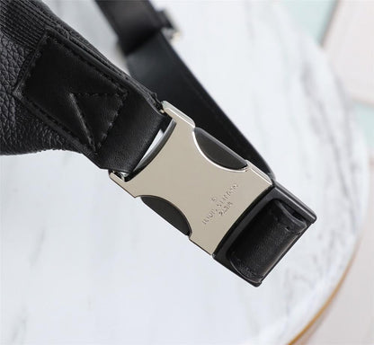 Stylish Calfskin Shoulder Bag – Special Edition