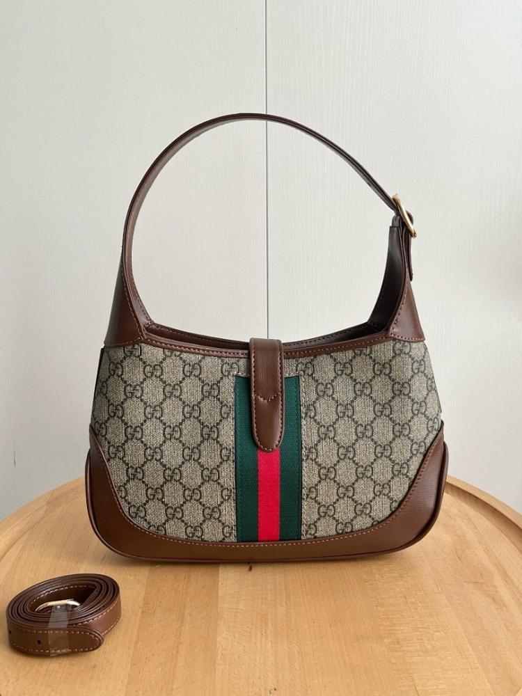 Modern Refined Leather Shoulder Bag