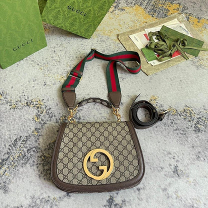 Modern Refined Crossbody Bag