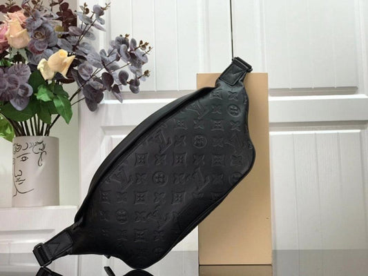 Elegant Crossbody Bag