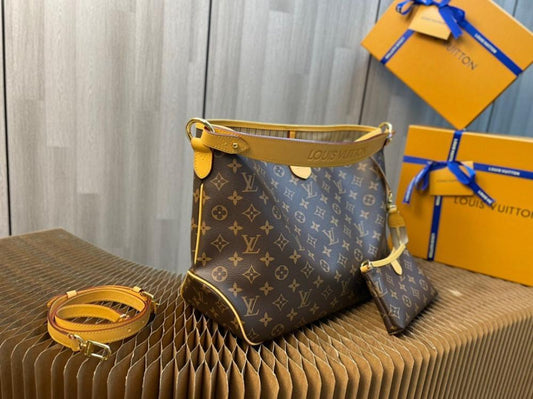 Alma Leather Bag