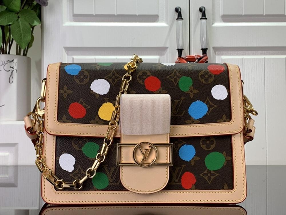 Elegant Shoulder Bag