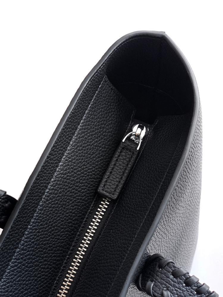Stylish Premium Woven Crossbody Bag