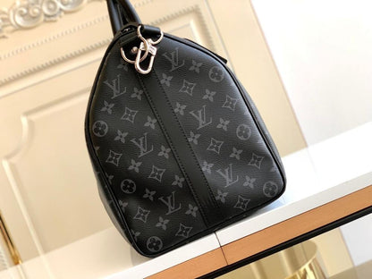 Modern Black Quilted Leather Shoulder Bag – Special Edition