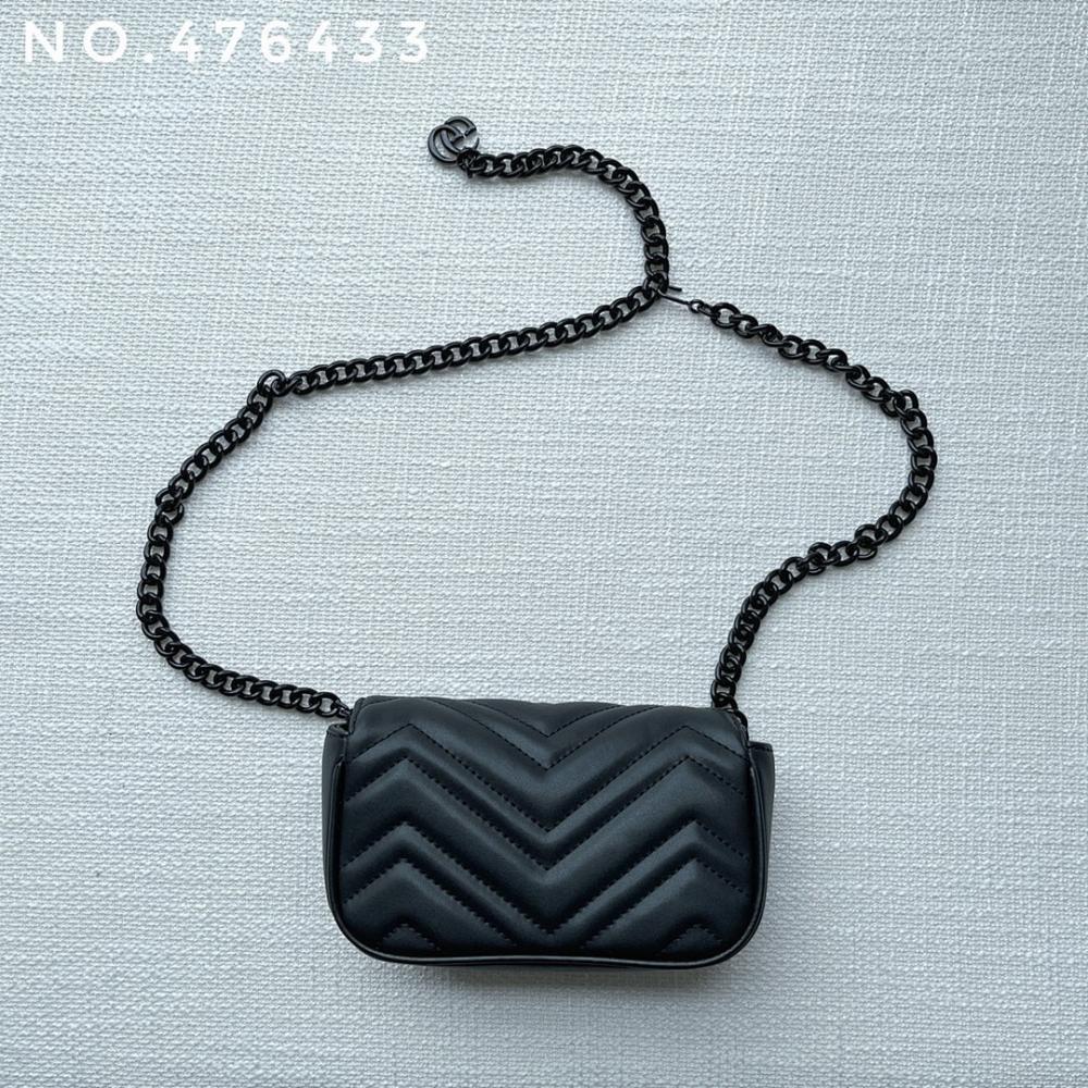 Modern Refined Leather Shoulder Bag