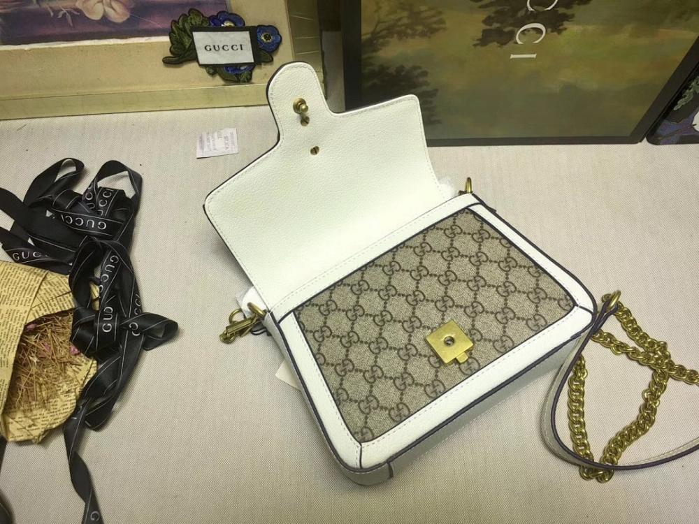 GG Marmont Leather Crossbody Bag