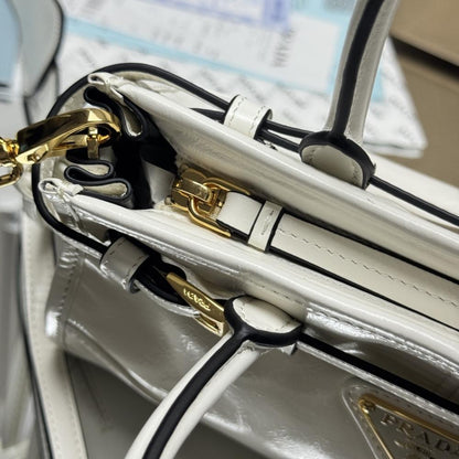 Classic Crossbody Bag