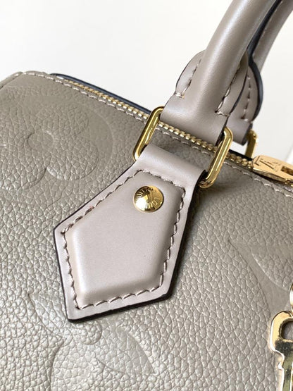 Classic Crossbody Bag