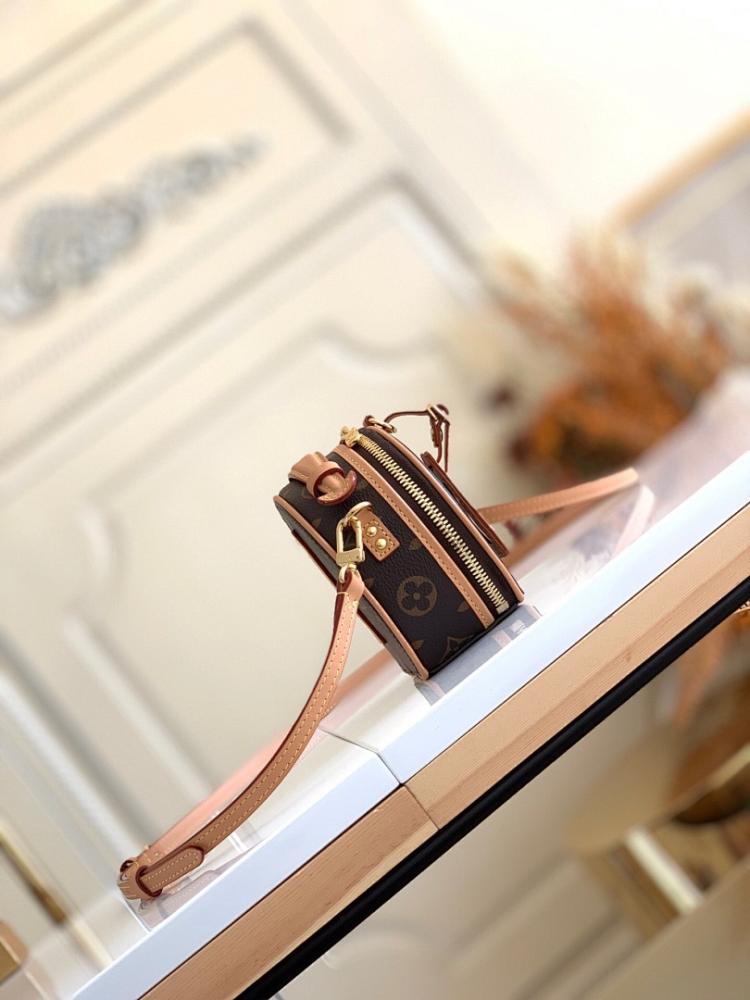 Luxury Stylish Embroidered Shoulder Bag – Special Edition