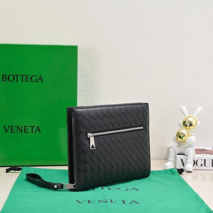 Luxury Woven Leather Crossbody Bag – Limited Edition