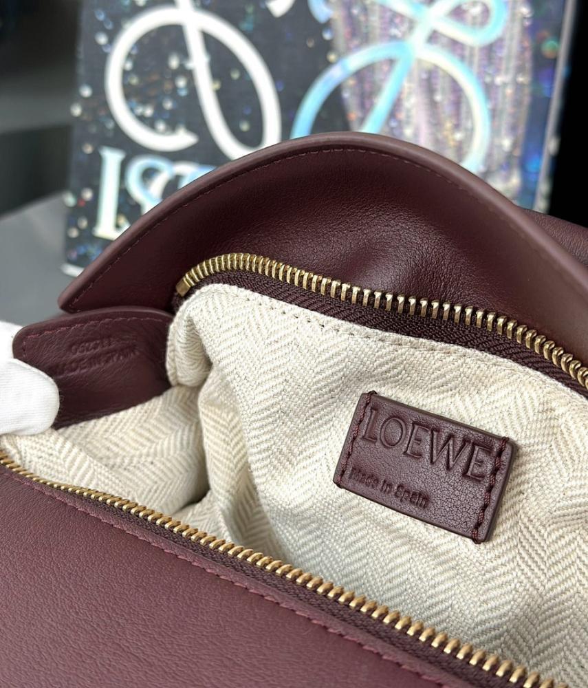 Modern Woven Crossbody Bag – Limited Edition