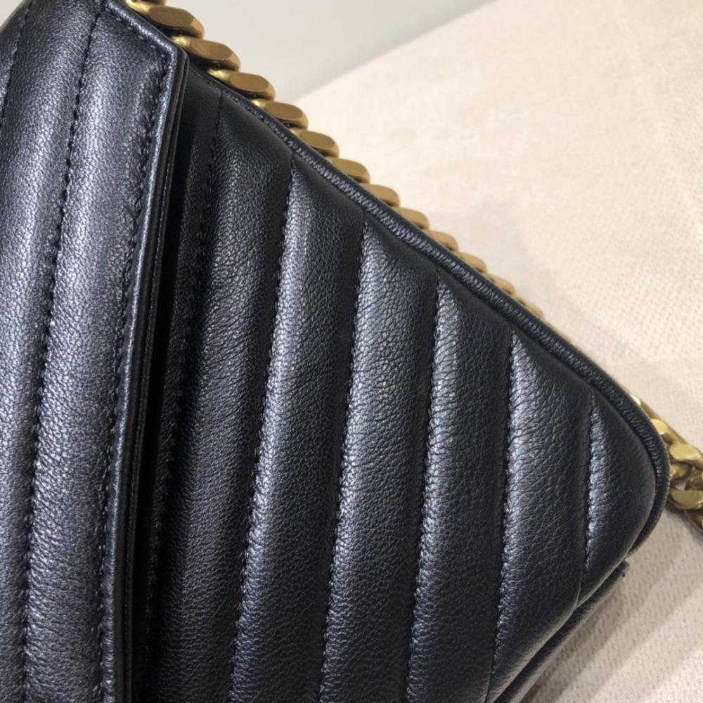 Classic Crossbody Bag