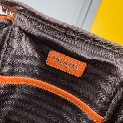 Luxury Grey Shoulder Bag – Limited Edition
