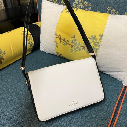 VLogo Signature Calfskin Shoulder Bag