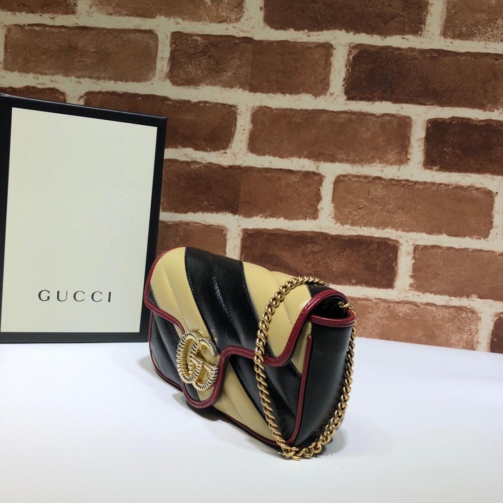 Classic Shoulder Bag
