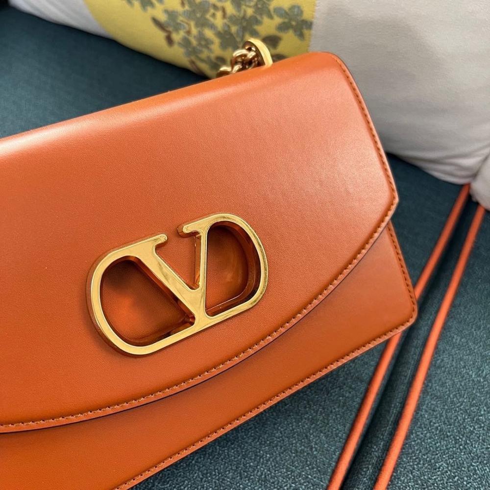 VLogo Signature Calfskin Shoulder Bag