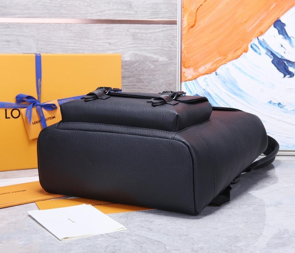 Modern Italian-Inspired Quilted Leather Shoulder Bag