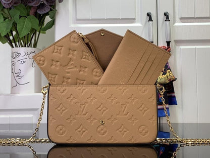 Classic Shoulder Bag