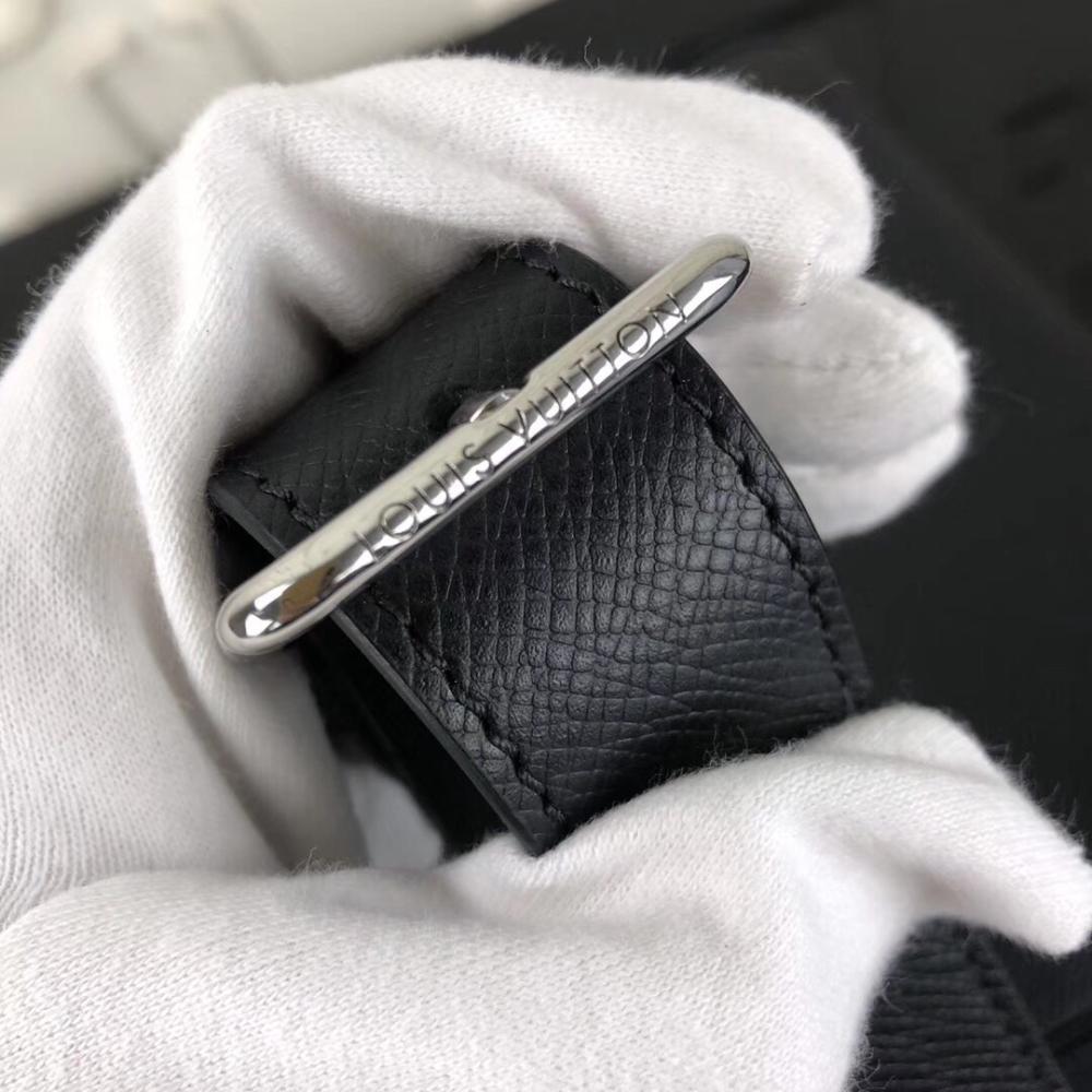 Elegant Leather Top Handle Bag