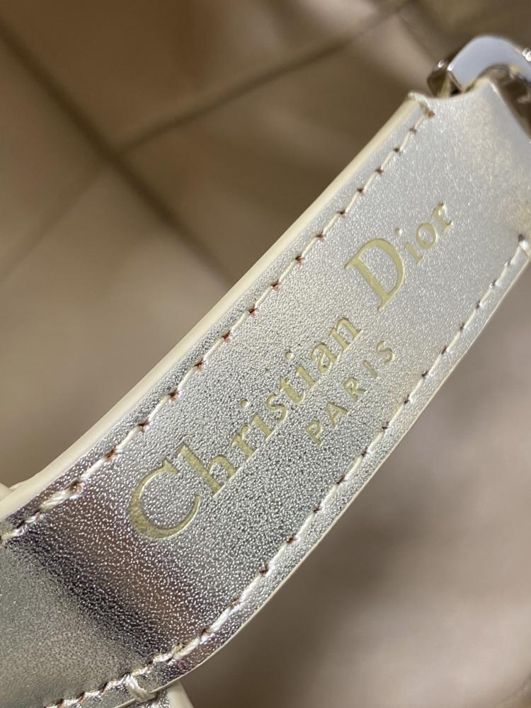 Classic Calfskin Shoulder Bag