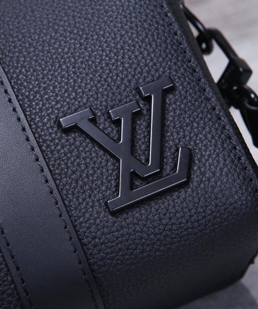 Modern Elegant Calfskin Shoulder Bag
