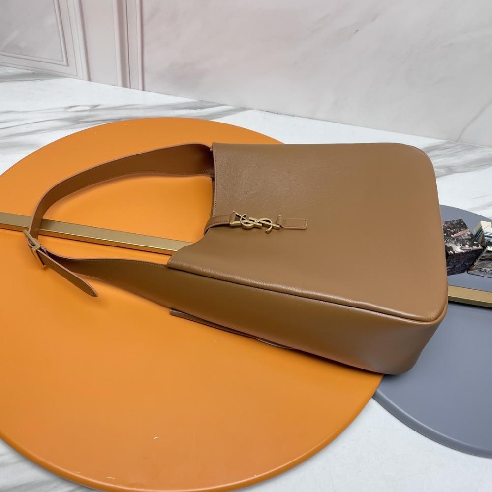 Alma Leather Hobo Bag