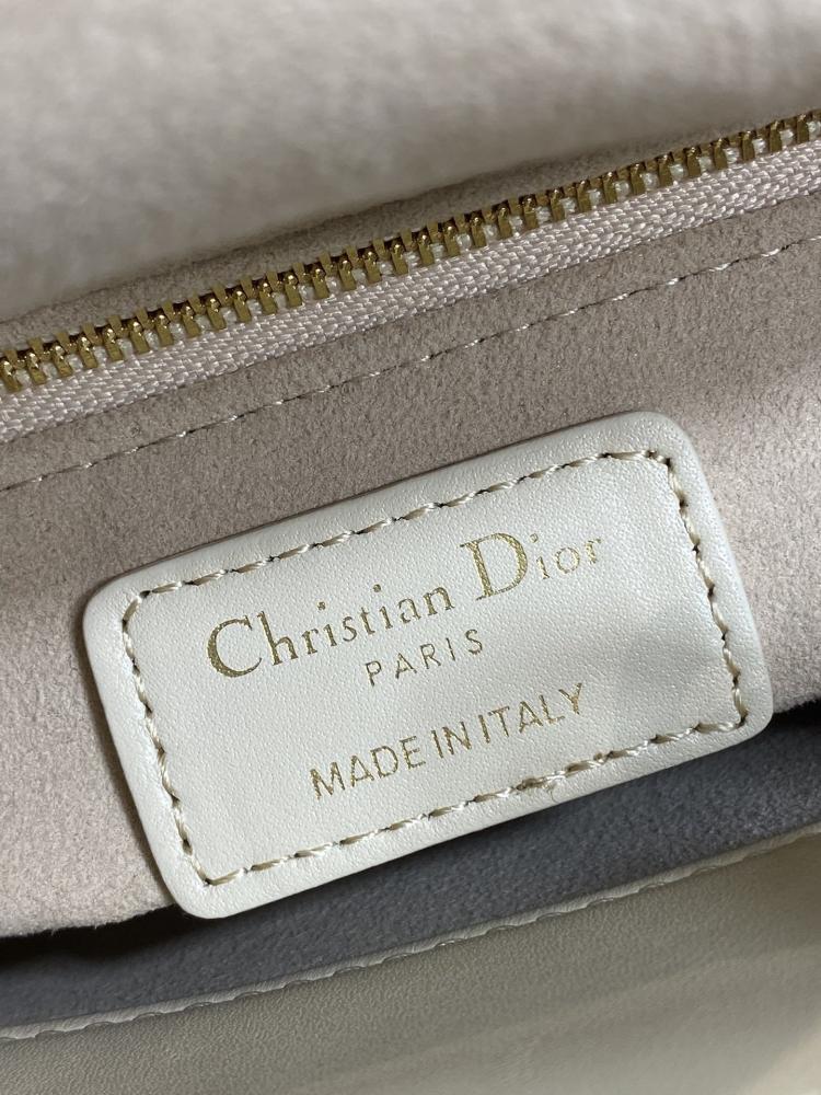 Classic Elegant Top Handle Bag