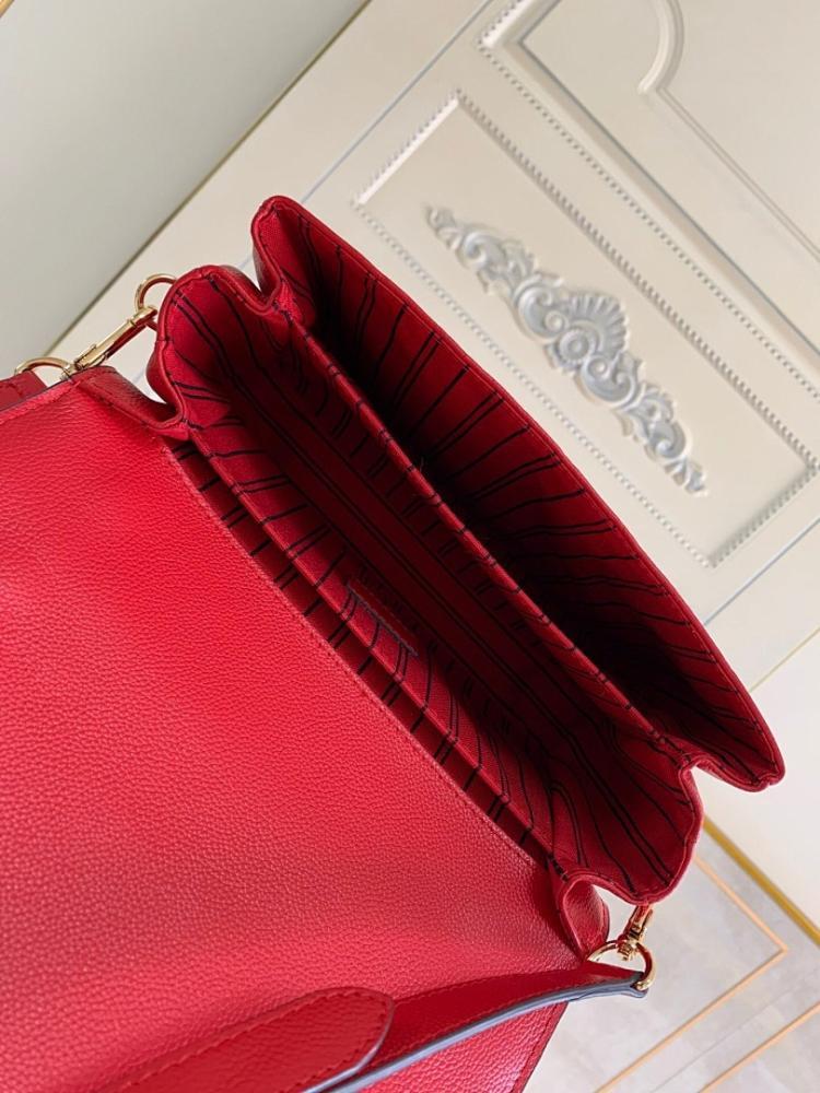 Modern Elegant Leather Bag