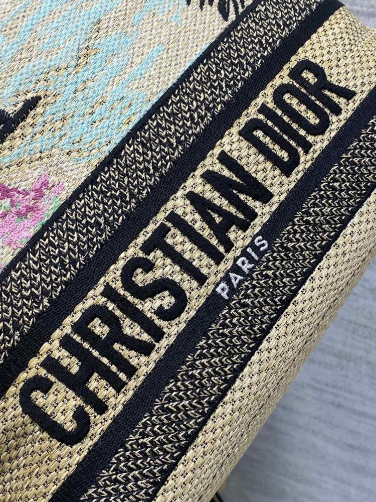 Embroidered Shoulder Bag