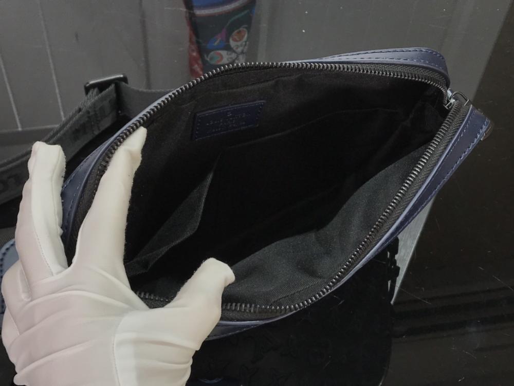 Messenger Bag