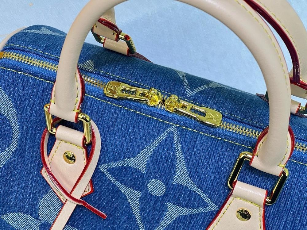 Modern Stylish Leather Top Handle Bag