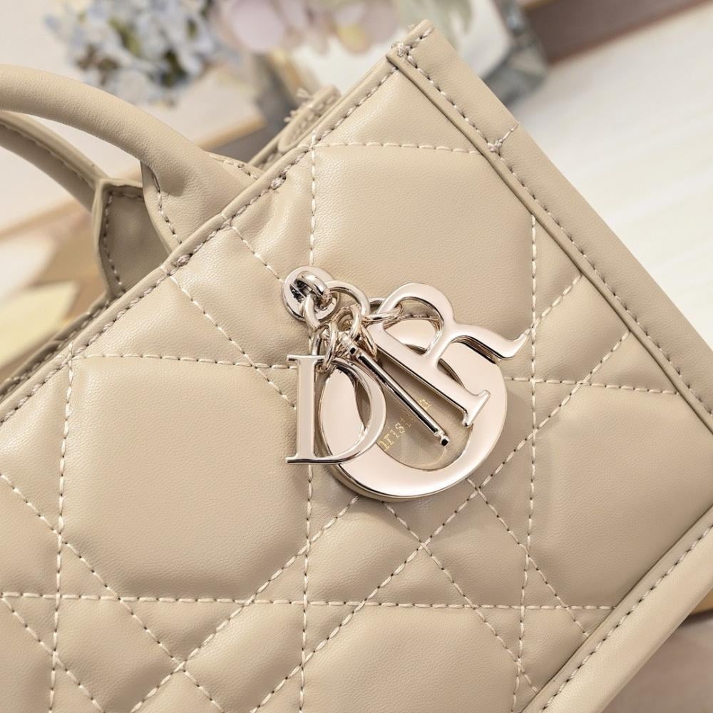 Modern Refined Blue Embroidered Leather Crossbody Bag