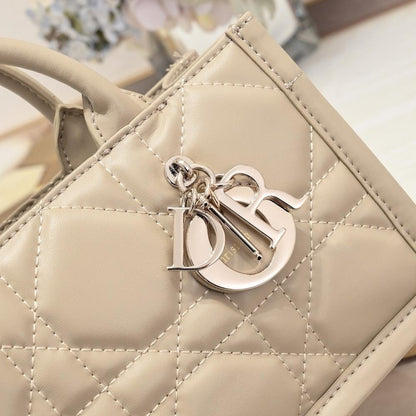 Modern Refined Blue Embroidered Leather Crossbody Bag