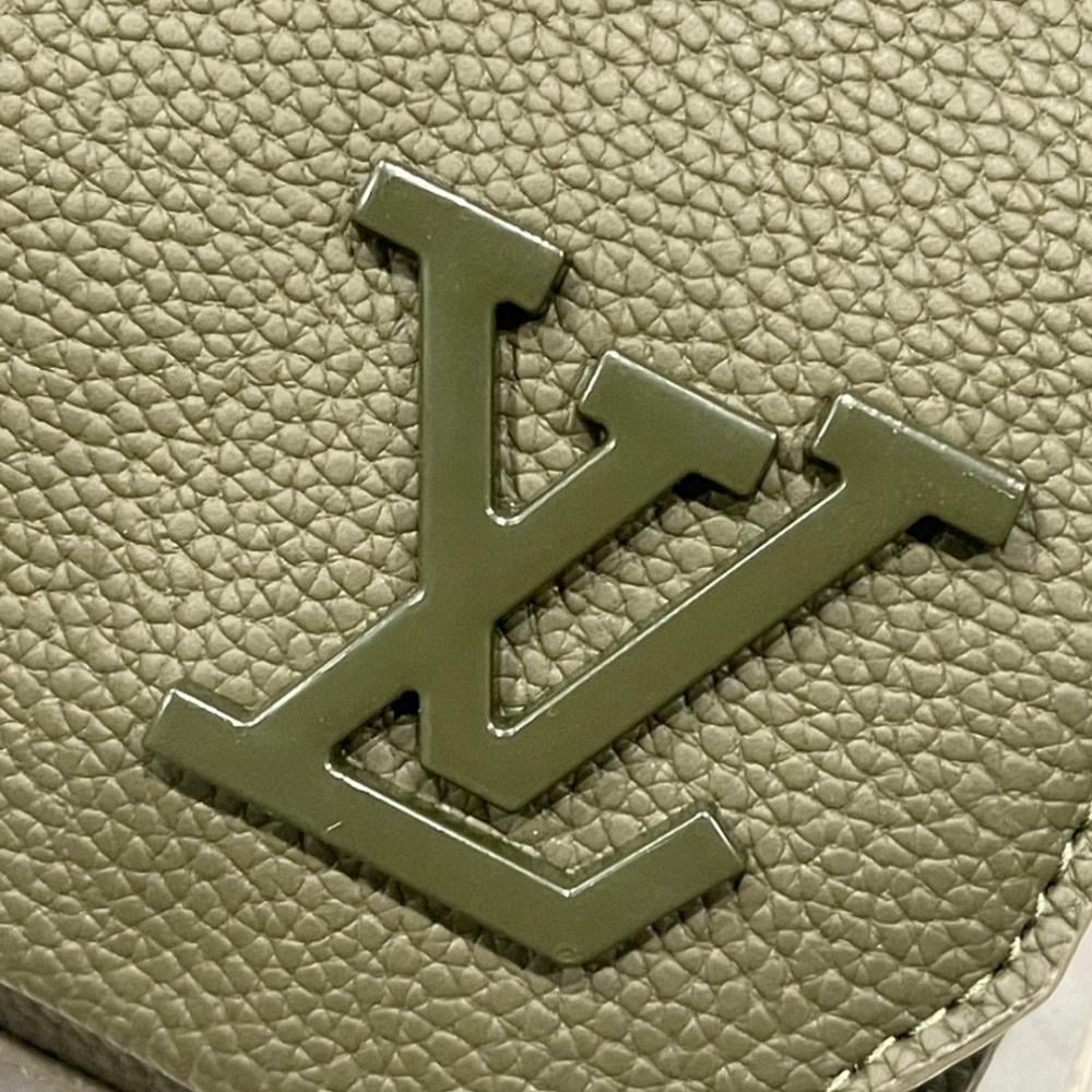 Stylish Leather Shoulder Bag – Limited Edition