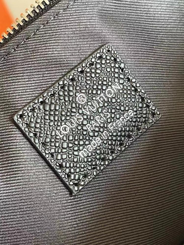 Stylish Refined Leather Shoulder Bag