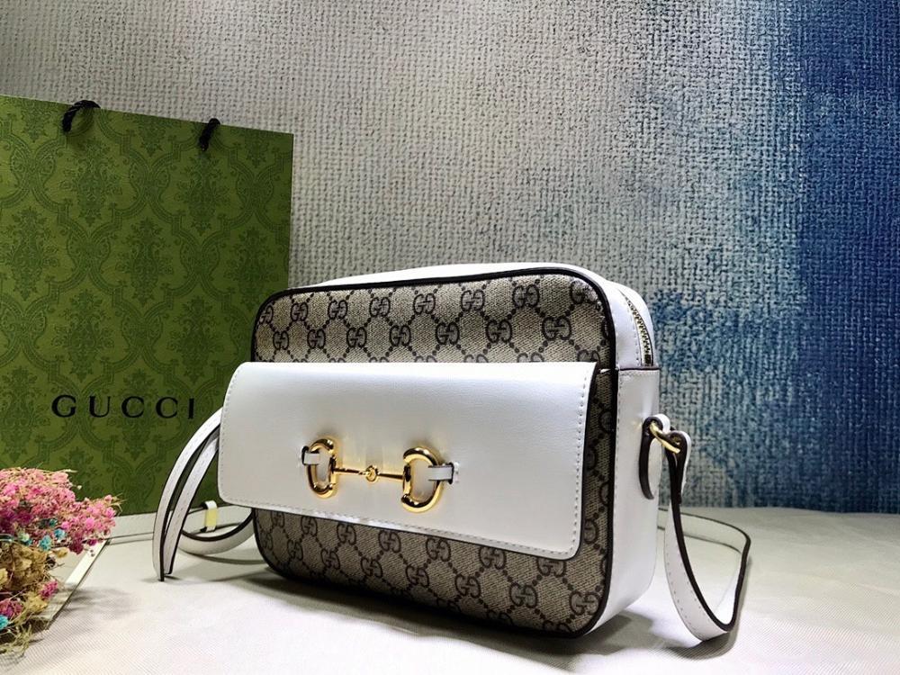 Stylish Shoulder Bag – Limited Edition