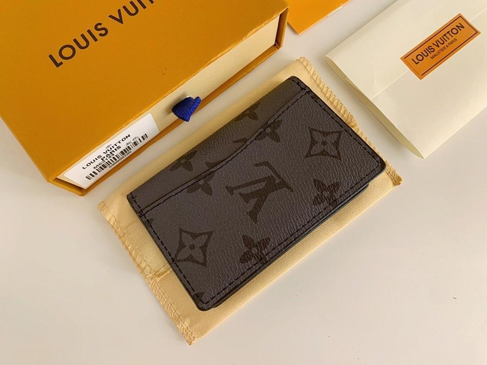 Modern Elegant Leather Wallet – Limited Edition