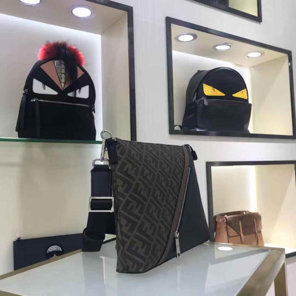 Arco Top Handle Bag