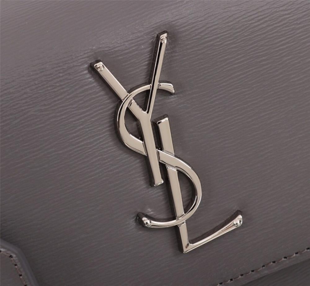 Elegant Refined Silver Leather Shoulder Bag
