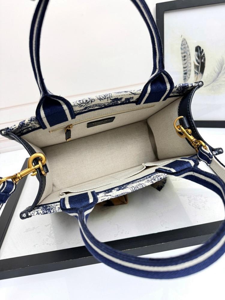 Modern Blue Embroidered Calfskin Shoulder Bag – Limited Edition