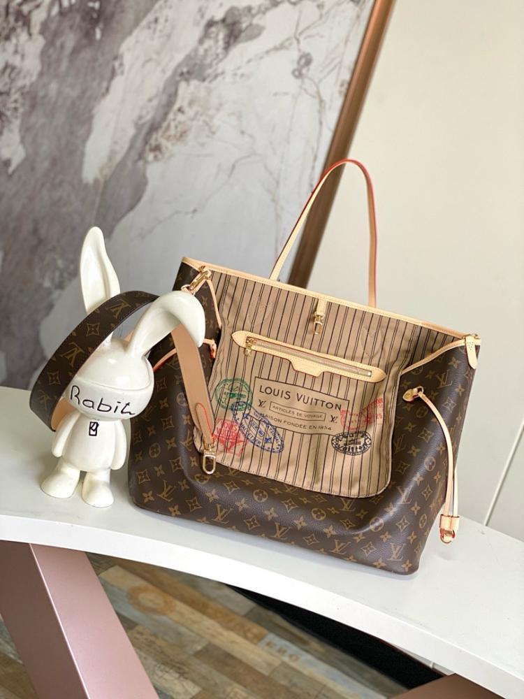 Italian-Inspired Elegant Canvas Hobo Bag