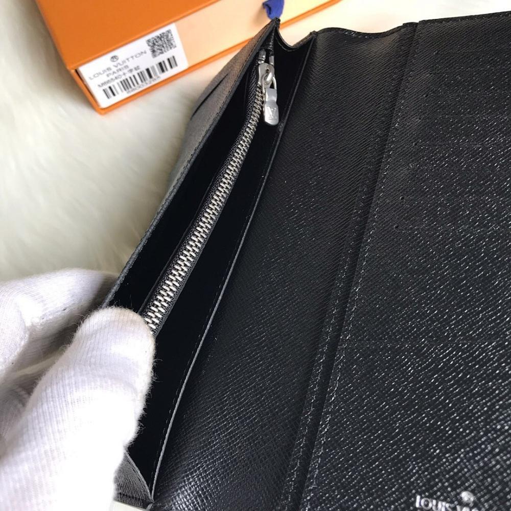 Modern Elegant Leather Wallet