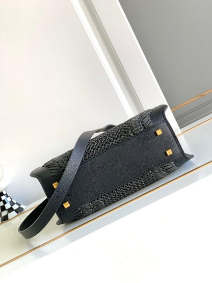Italian-Inspired Luxury Brown Woven Leather Shoulder Bag